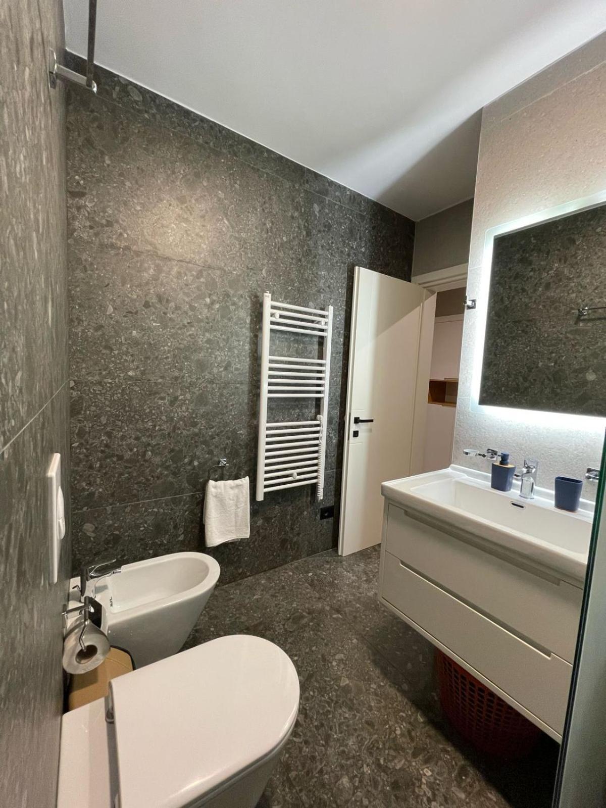 Rov Bright Appartement Tirana